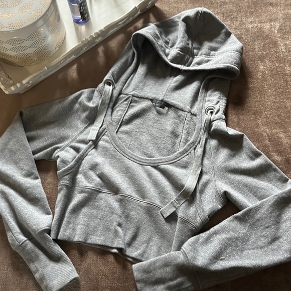 Armani Exchange Gray Sparkling Cropped Top Sweatshirt Hoodie- Size Small - Picture 2 of 9